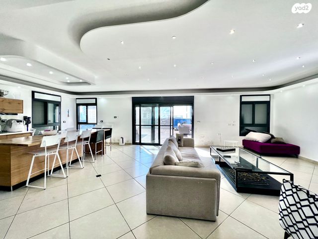 שדרות ירושלים 1