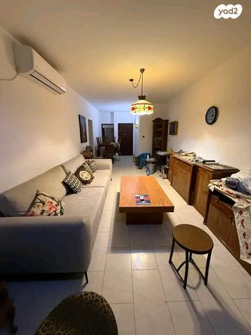 דירה, פתח תקווה, מרכז, קרית עבודה, חולון