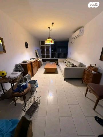 דירה, פתח תקווה, מרכז, קרית עבודה, חולון