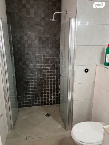 דירה, הרצליה