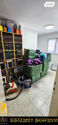 דירה, ניצנים, פנחס ספיר, מגדל העמק