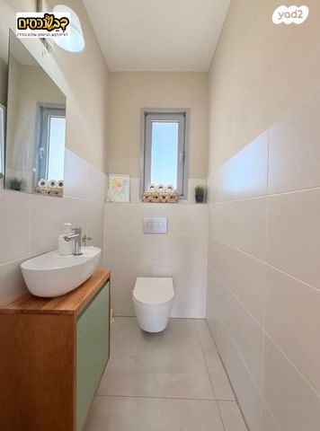 גג/ פנטהאוז, משה שרת, מורשת, מודיעין מכבים רעות