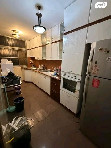 דירה, פתח תקווה, מרכז, קרית עבודה, חולון