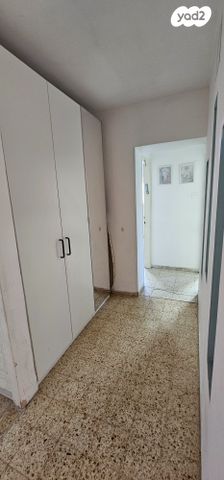 דירה, ניצנים, פנחס ספיר, מגדל העמק