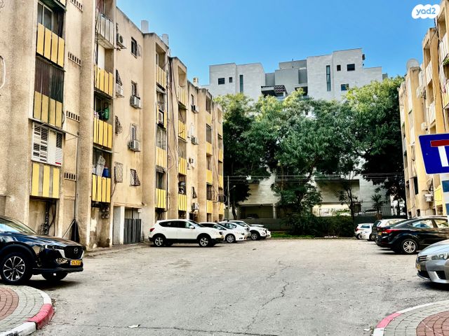 דירה, אושיות, רחובות