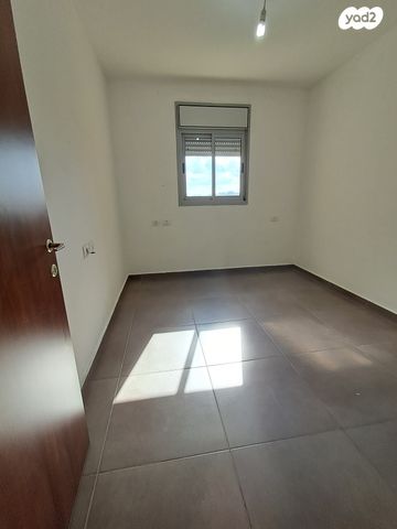 דירה, הדס, קרית אילון, חולון