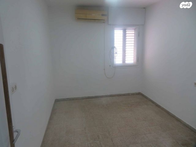 דירה, אליהו הנביא 12, הנביאים, קרית גת