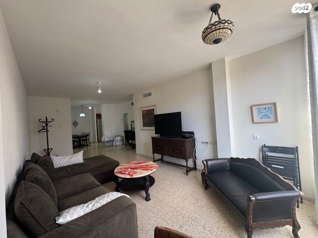 דירה, דרך יבנה, ב' / צפון מערב העיר, רחובות