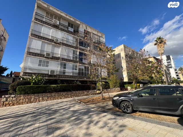 דירה, דרך יבנה, ב' / צפון מערב העיר, רחובות