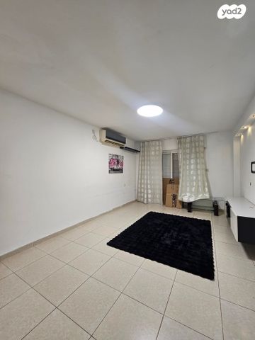 דירה, קרית אתא