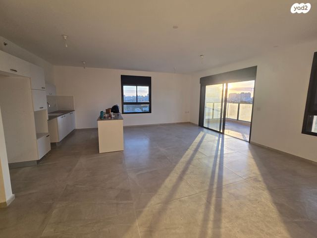 דירה, ד"ר יוסף בורג, כוכב הצפון, נתניה