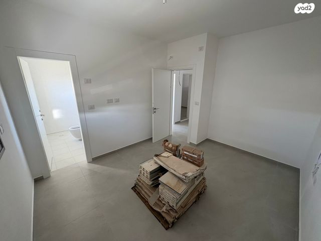 דירה, נחל זיתן, אפיקי הנחל / אופקים החדשה, אופקים