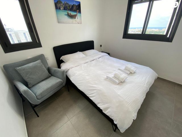 דירה, חיים לבב, יצחק שמיר, נהריה