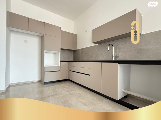 גג/ פנטהאוז, אשכולות, עמק הכרמל, נשר