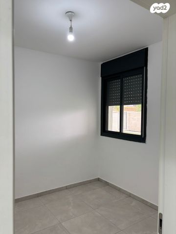 דירת גן, שרה אהרונסון 1, מורשת, מודיעין מכבים רעות