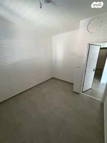 דירה, נחל זיתן, אפיקי הנחל / אופקים החדשה, אופקים