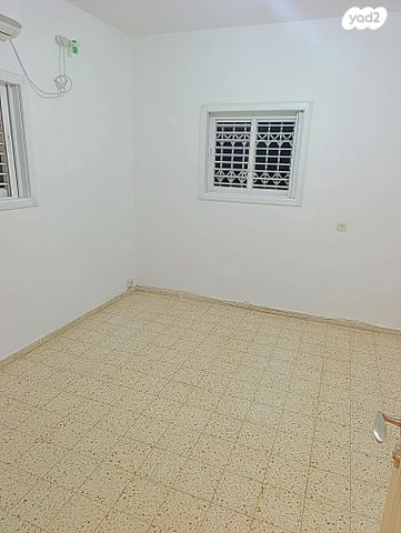 דירה, הרא"ז, א' / צפון מזרח העיר, רחובות