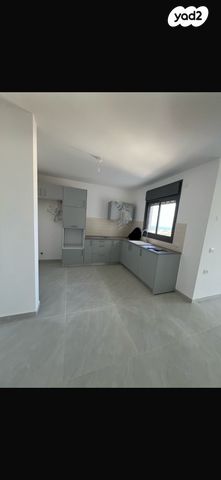 דירה, הרדוף, נאות כרמל, טירת כרמל