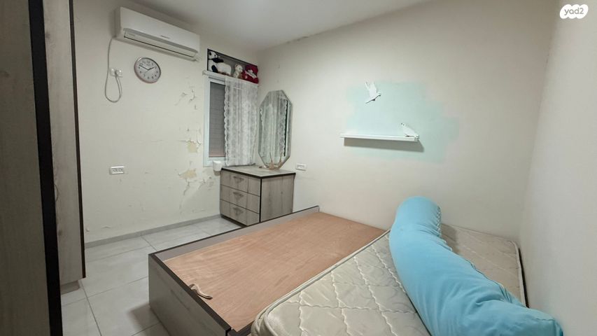 דירה, לוי אשכול, שכונה ותיקה - מרכז העיר, מעלות תרשיחא