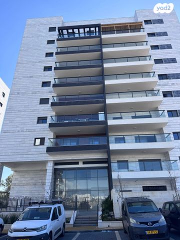 דירה, חצוצרה, המוזיקה, שדרות