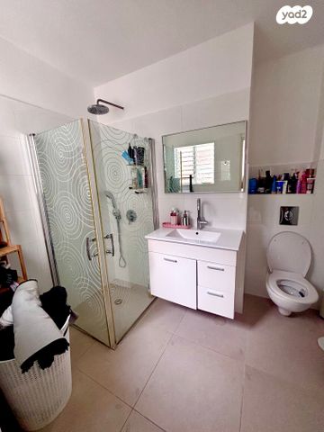 דירה, אהרונוביץ' 2, הצפון הישן - דרום, תל אביב יפו