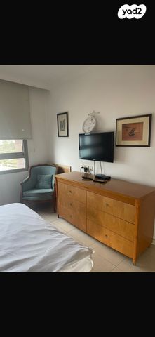 דירה, דוד אלעזר 10, חוף הכרמל, חיפה