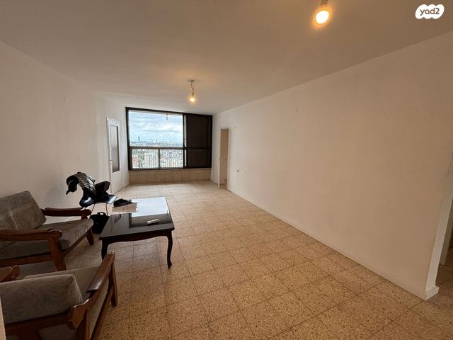 דירה, הרצל, שכונת בן גוריון, מרכז העיר ג', רמת גן