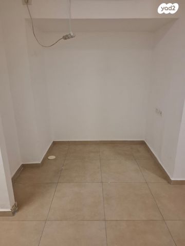 דירה, פתח תקווה, מרכז העיר דרום, נתניה