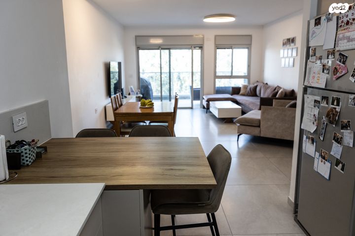 דירה, שאר העיר, קדימה צורן