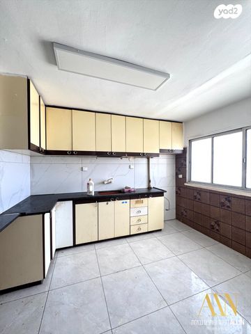 דירה, מרחבים 1330, דימונה