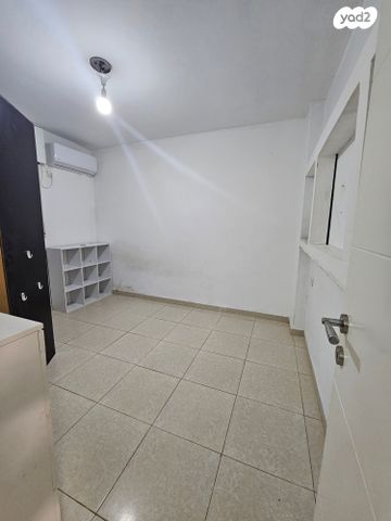 דירה, קרית אתא