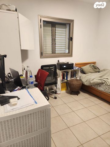 דירה, יהודה לייב פינסקר 79, קרול, פתח תקווה