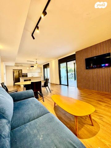 דירת גן, מרכז דרום, רעננה