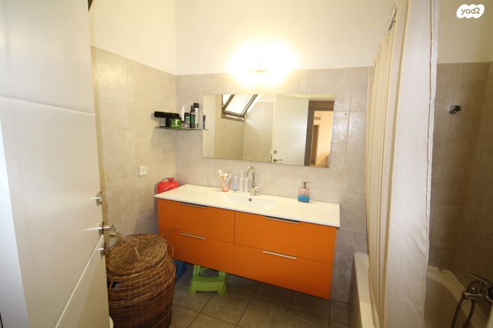 דירה, נחלת יצחק 18, נחלת יצחק, תל אביב יפו