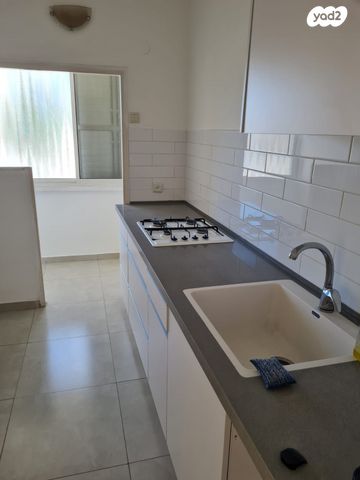 דירה, זאב ז'בוטינסקי, ד' / מערב מרכז העיר, רחובות