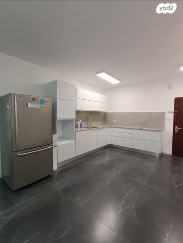 דירה, סירקין, פועלי הרכבת, גבעתיים