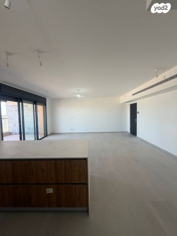 דירה, ההזנק, פארק העסקים האלף, ראשון לציון