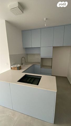 דירה, הרב יצחק ידידיה פרנקל 65, תל אביב יפו