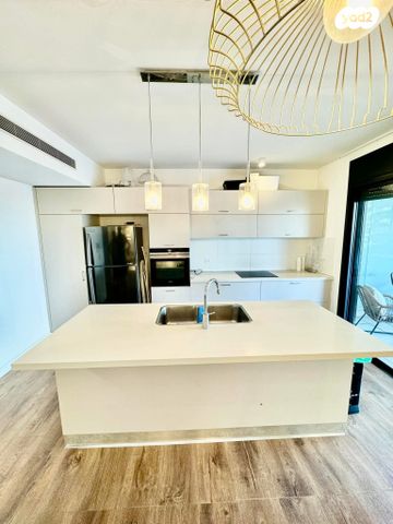 דירת גן, מרכז דרום, רעננה