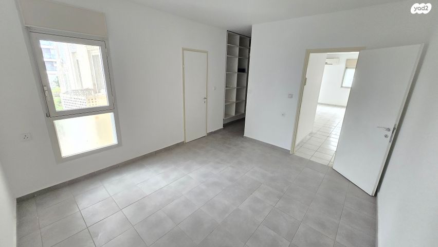 דירה, הצבעוני 41, יבנה