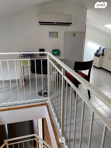 יחידת דיור, התאנה, עזריאל