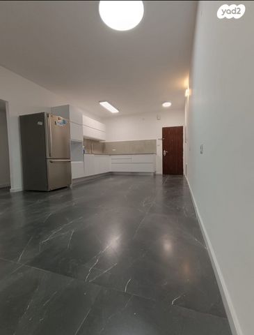 דירה, סירקין, פועלי הרכבת, גבעתיים