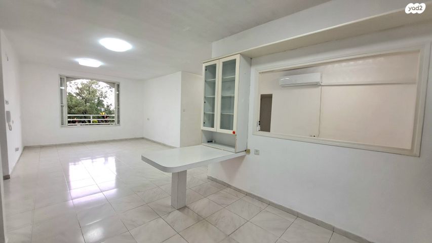 דירה, רמז, מערב ותיק, ראשון לציון