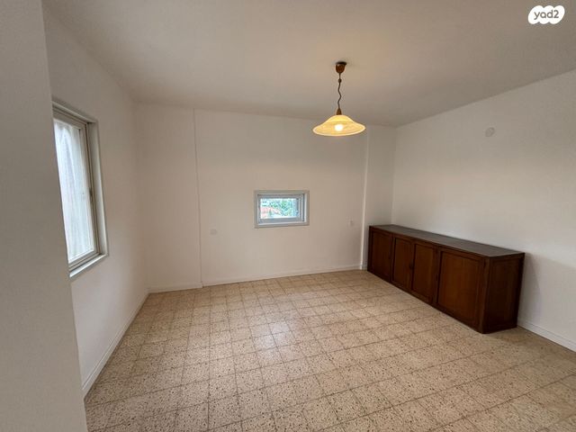 דירה, הרצל, שכונת בן גוריון, מרכז העיר ג', רמת גן