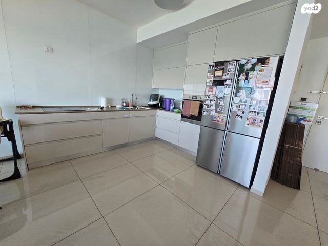 דירה, שדרות בן גוריון 141, אגמים, נתניה