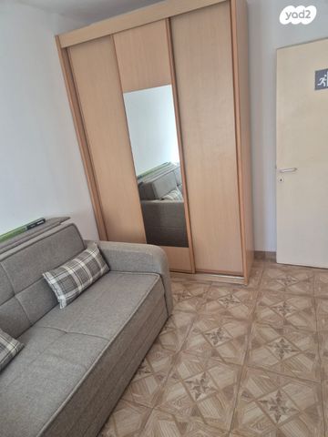 דירה, גרשון ש"ץ, נאות שמיר, רמלה