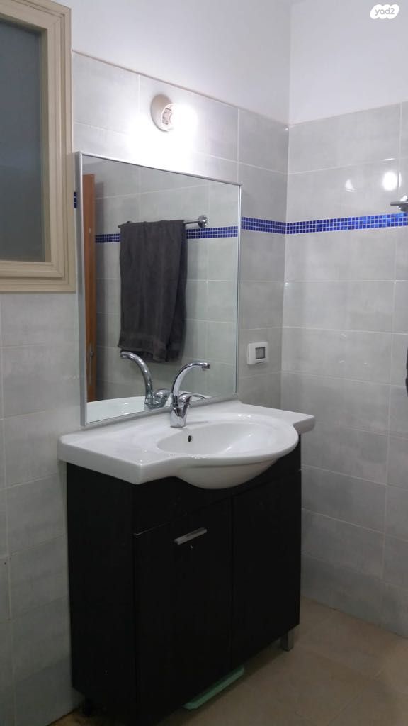 יחידת דיור, התאנה, עזריאל