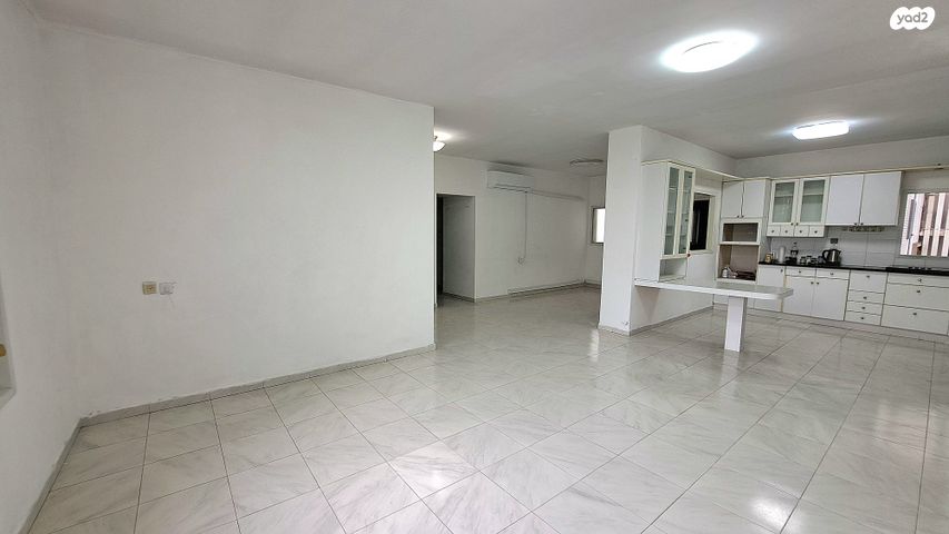 דירה, רמז, מערב ותיק, ראשון לציון