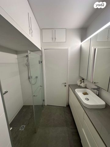 דירה, חיים לבנון, נווה אביבים, תל אביב יפו