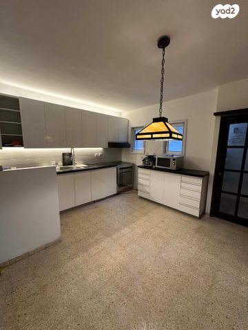 דירה, חיים לבנון, נווה אביבים, תל אביב יפו